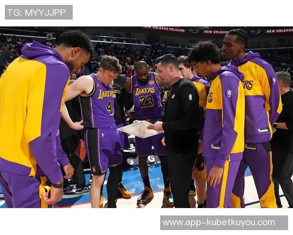 雷迪克透露詹姆斯与教练进行1对1训练或将加入南湾湖人队训练