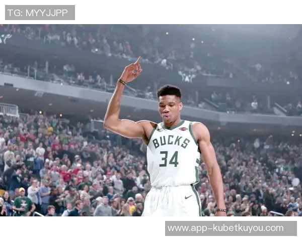 字母哥言行透露雄鹿生涯即将落幕的深意与未来展望